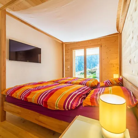 Grand Chalet With Jacuzzi On Slopes In Riddes